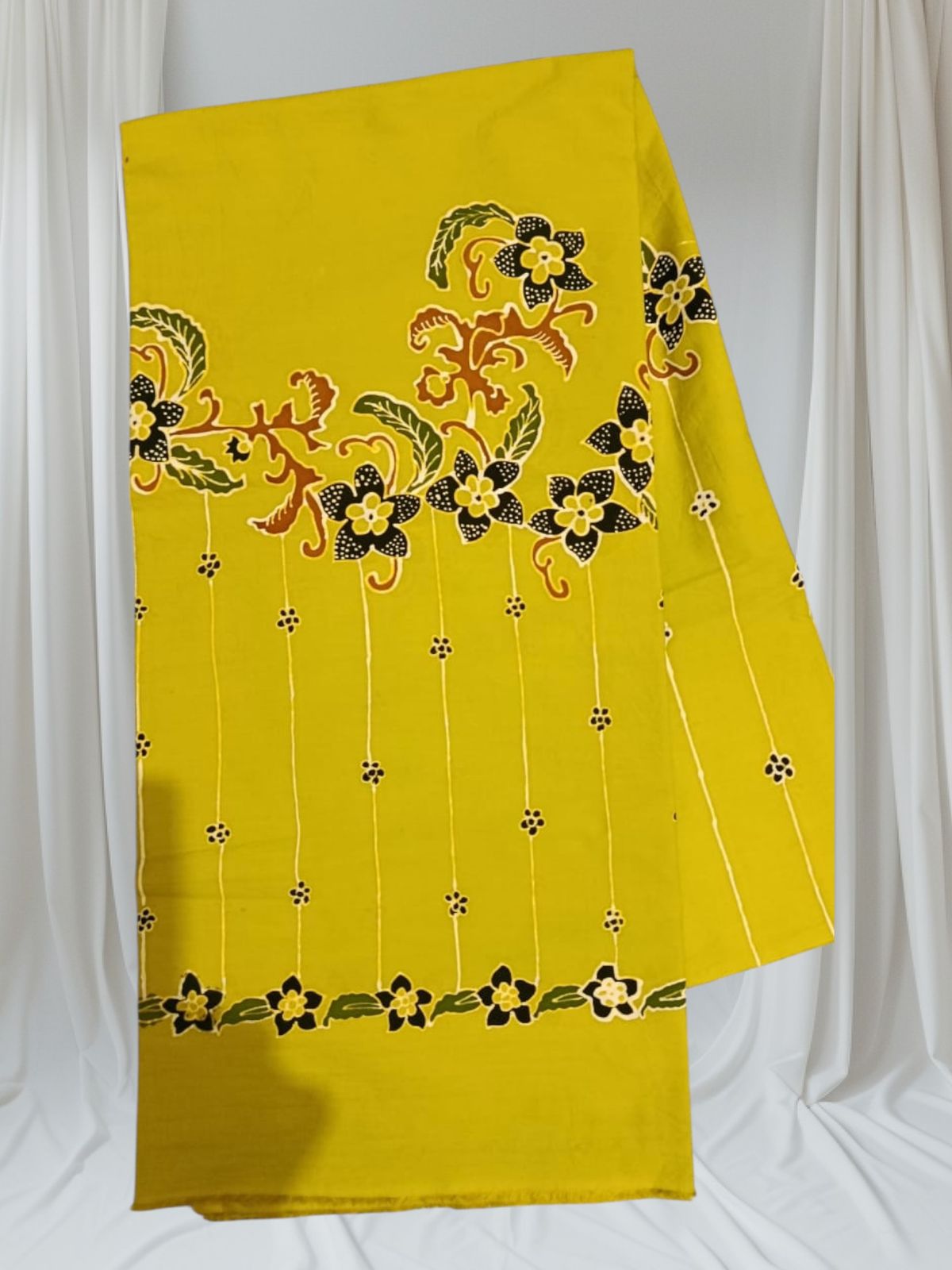 Batik Bakau Kuning